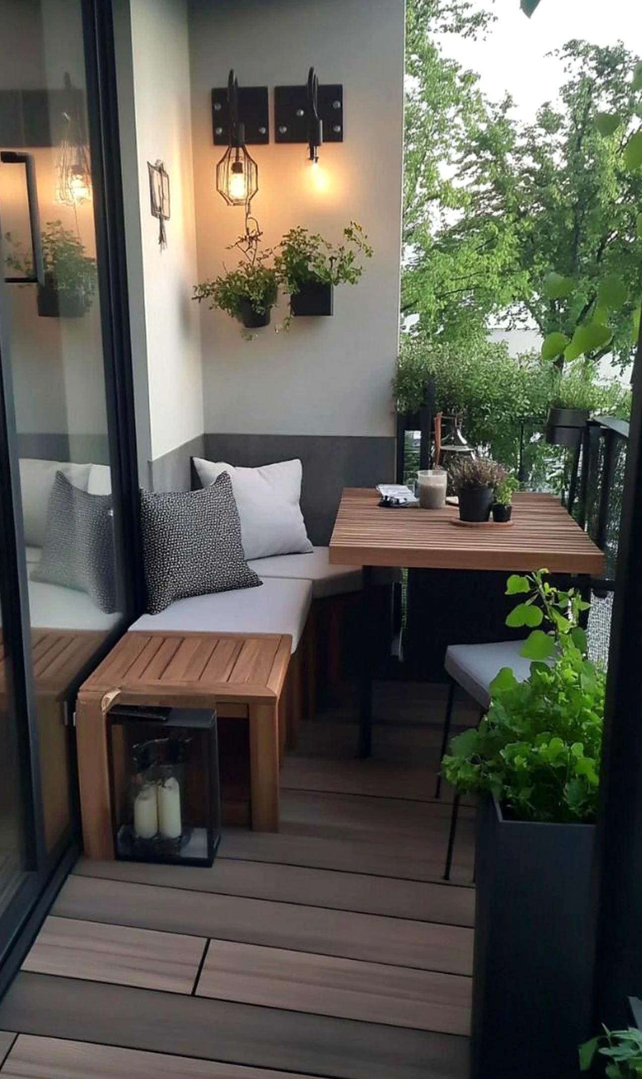 Leafy breakfast table brings a useful note of character, making the sitting area feel settled and welcoming.