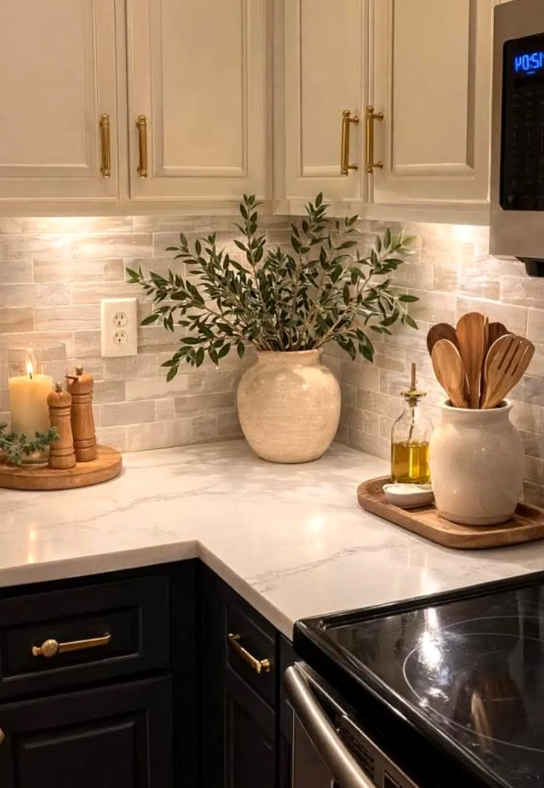 Balanced bathroom vanity introduces charm into the view, keeping the atmosphere visually grounded.