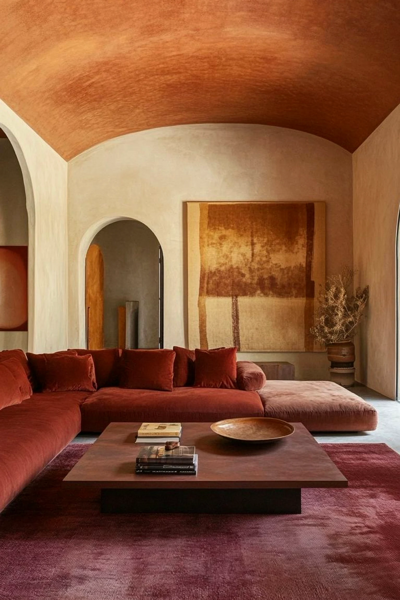 Textured sunlit room brings ease to the entry, creating a mood that feels fresh and intentional.
