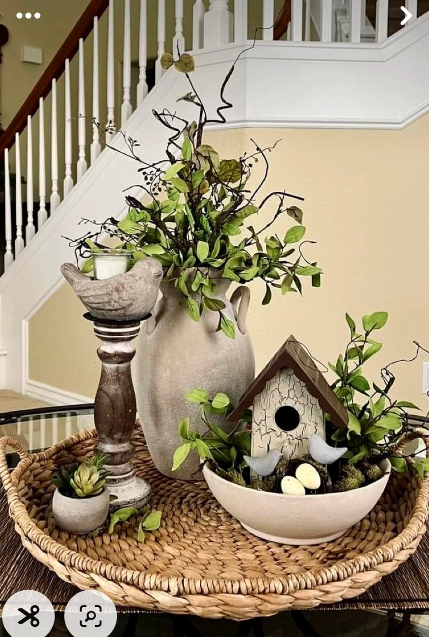 Bright bedside layer adds a clear layer of contrast, helping the arrangement feel open and lived-in.